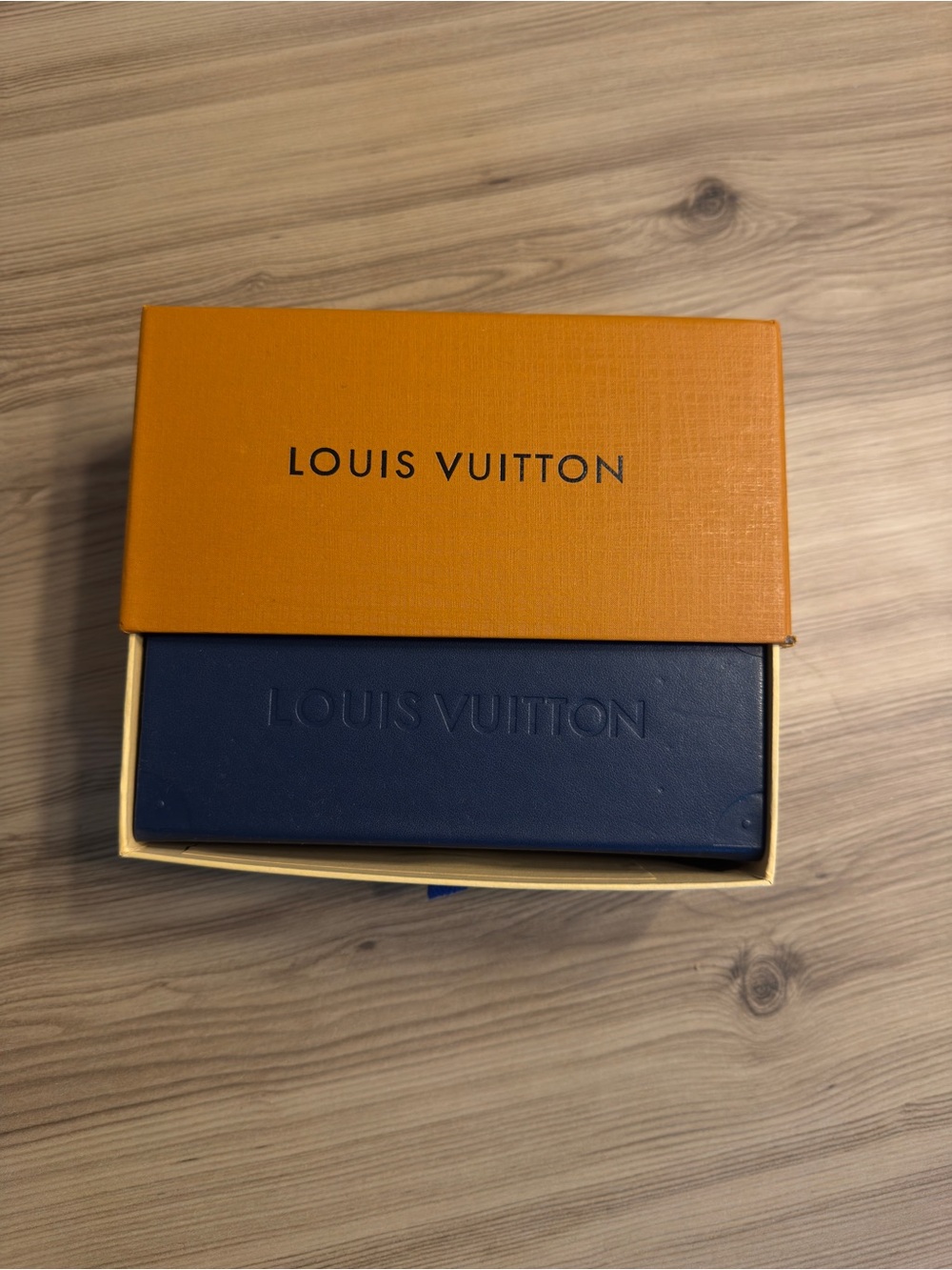 Louis Vuitton Black Sunglasses with Gold LV Emblem - Picture 6 of 7